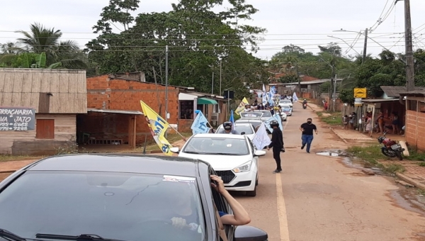 Mesmo sob chuva, Bocalom e Marfisa percorrem bairros da parte alta com apoio popular